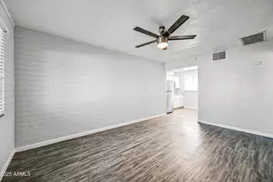 1744 W Glendale Ave, Phoenix, AZ 85021 - Photo 2