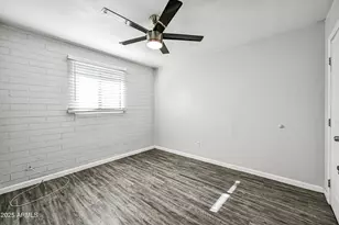 1744 W Glendale Ave, Phoenix, AZ 85021 - Photo 10