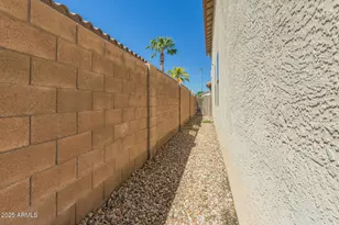 11831 W Via Montoya Dr, Sun City, AZ 85373 - Photo 36