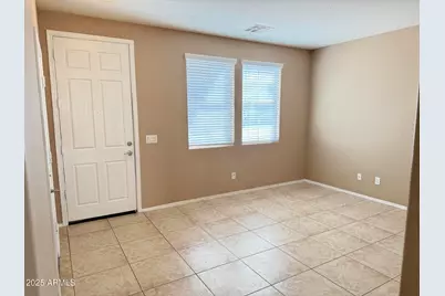 11752 W Foothill Drive, Sun City, AZ 85373 - Photo 4