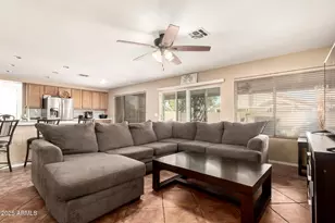 4604 E Summerhaven Dr, Phoenix, AZ 85044 - Photo 8