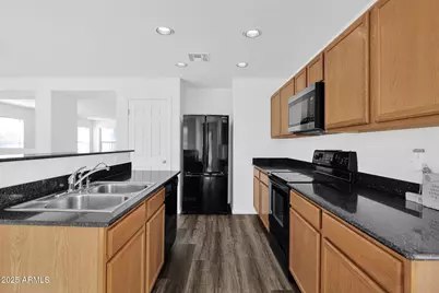 18409 W Dawn Drive, Surprise, AZ 85374 - Photo 6
