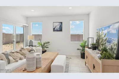 636 W Freedom Street, Florence, AZ 85132 - Photo 2