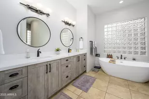 8930 E Cave Creek Rd, Carefree, AZ 85377 - Photo 22