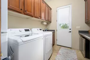 8930 E Cave Creek Rd, Carefree, AZ 85377 - Photo 36