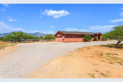 6620 S Moson Road, Hereford, AZ 85615 - Photo 2
