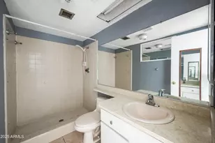 8435 N 104th Dr, Peoria, AZ 85345 - Photo 18