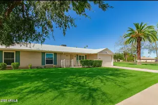 10215 W Kingswood Cir, Sun City, AZ 85351 - Photo 32