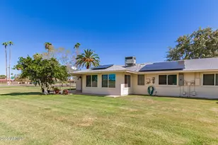 10215 W Kingswood Cir, Sun City, AZ 85351 - Photo 30