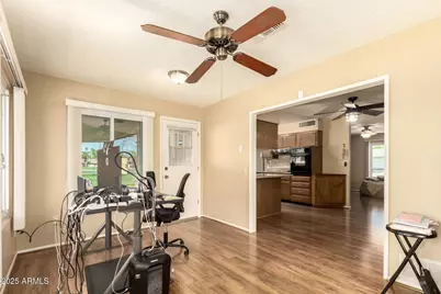 10215 W Kingswood Circle, Sun City, AZ 85351 - Photo 24