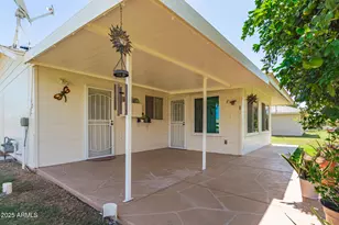 10215 W Kingswood Cir, Sun City, AZ 85351 - Photo 26