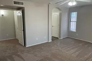 1865 E Carla Vista Dr, Gilbert, AZ 85295 - Photo 12