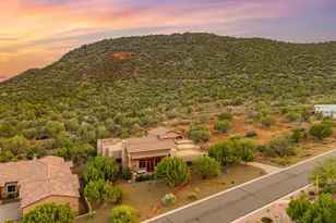 50 Crystal Sky Dr, Sedona, AZ 86351 - Photo 2