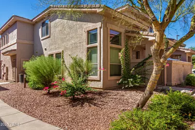 42424 N Gavilan Peak Parkway #55206, Anthem, AZ 85086 - Photo 2