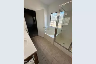 8794 W Paradise Drive, Peoria, AZ 85345 - Photo 16