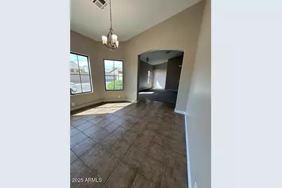 8794 W Paradise Drive, Peoria, AZ 85345 - Photo 10