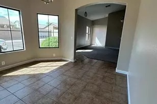 8794 W Paradise Dr, Peoria, AZ 85345 - Photo 10