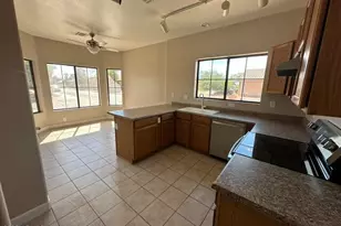 8794 W Paradise Dr, Peoria, AZ 85345 - Photo 4