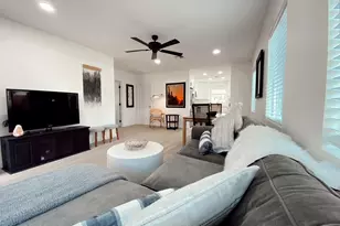 2502 N 29th Pl, Phoenix, AZ 85008 - Photo 1