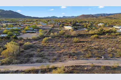 1.25 Acres W Saddle Mountain Road #-, Phoenix, AZ 85086 - Photo 2