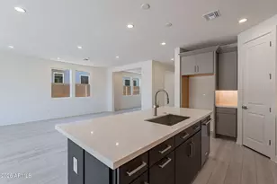 17387 W Carlisle Dr, Surprise, AZ 85388 - Photo 12