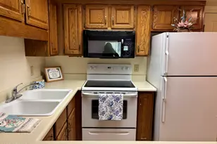 10330 W Thunderbird Blvd, Sun City, AZ 85351 - Photo 4