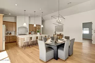 6050 E Hollyhock St, Phoenix, AZ 85018 - Photo 6