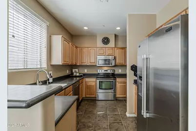 42424 N Gavilan Peak Parkway #33104, Anthem, AZ 85086 - Photo 8