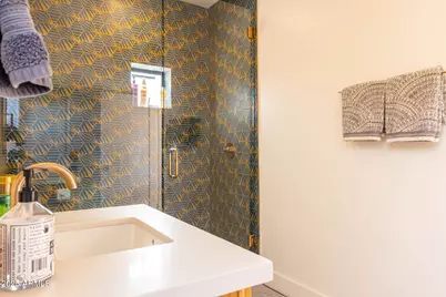 68 W Lewis Avenue, Phoenix, AZ 85003 - Photo 40