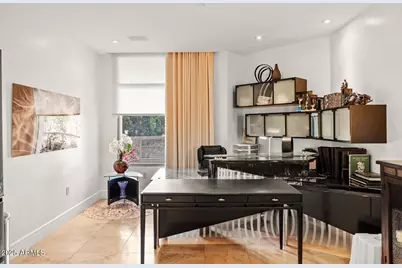 2402 E Esplanade Lane #Unit 204, Phoenix, AZ 85016 - Photo 20