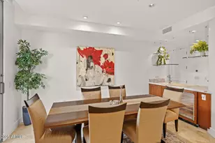 2402 E Esplanade Ln, Phoenix, AZ 85016 - Photo 12