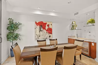 2402 E Esplanade Lane #Unit 204, Phoenix, AZ 85016 - Photo 12