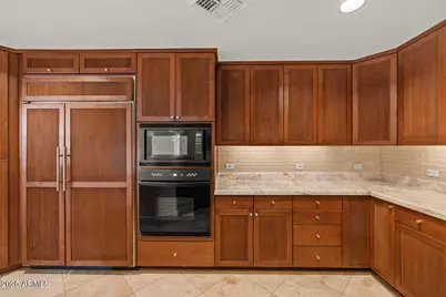 2402 E Esplanade Lane #204, Phoenix, AZ 85016 - Photo 18