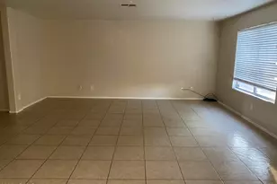 12382 W Turney Ave, Avondale, AZ 85392 - Photo 4