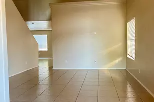 12382 W Turney Ave, Avondale, AZ 85392 - Photo 2