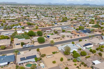 10301 W Charter Oak Drive, Sun City, AZ 85351 - Photo 8