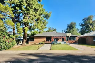 1520 W Berridge Ln, Phoenix, AZ 85015 - Photo 1