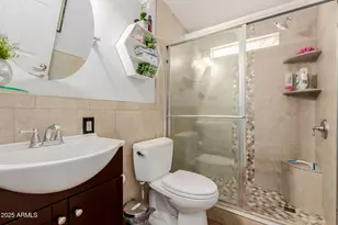 555 W Warner Rd, Chandler, AZ 85225 - Photo 14