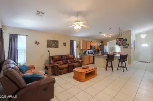 9438 W Troy Dr, Arizona City, AZ 85123 - Photo 12