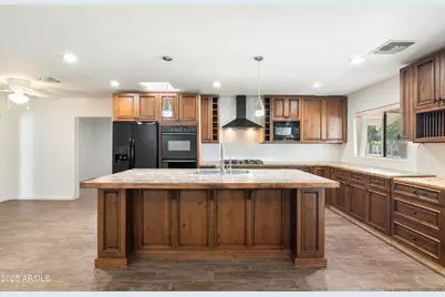 3201 N 21st Street, Phoenix, AZ 85016 - Photo 2