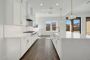 18133 E Silver Crk Ln, Queen Creek, AZ 85142 - Photo 10