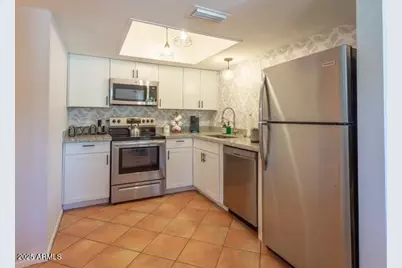 117 W 10th Street, Tempe, AZ 85281 - Photo 38