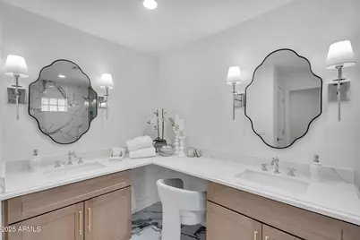 1559 N Upland Circle, Mesa, AZ 85201 - Photo 18