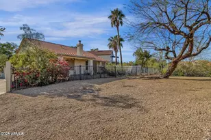 4932 E Monte Way, Phoenix, AZ 85044 - Photo 36