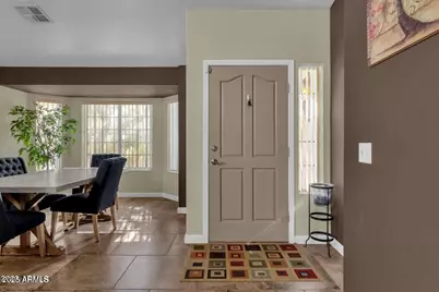 4932 E Monte Way, Phoenix, AZ 85044 - Photo 8