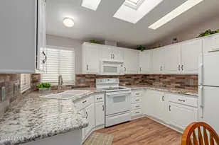 650 N Hawes Rd, Mesa, AZ 85207 - Photo 12