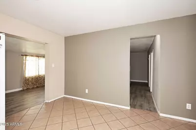8334 N 55th Avenue, Glendale, AZ 85302 - Photo 12