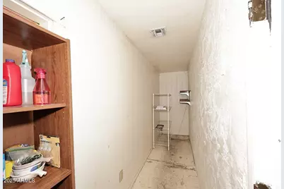 8334 N 55th Avenue, Glendale, AZ 85302 - Photo 20