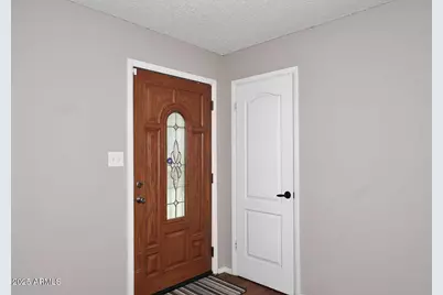 8334 N 55th Avenue, Glendale, AZ 85302 - Photo 6