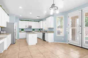 15654 W Yucatan Dr, Surprise, AZ 85379 - Photo 10
